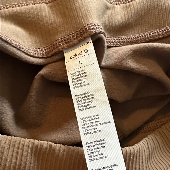 Baleaf Fleece Lined Leggings Brown Tan with Pockets Large L EUC - Picture 4 of 4